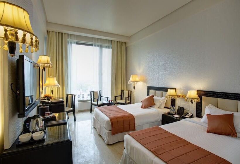 Номер Superior, Royal Tulip Navi Mumbai