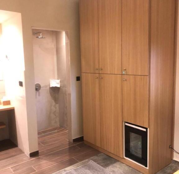 Люкс с гидромассажем, Valeni Boutique Hotel & Spa