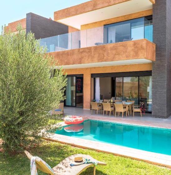 Вилла 3 Спальни, Widiane Resort