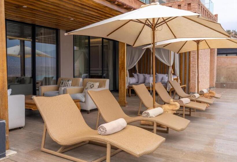 Президентский Люкс, Widiane Resort