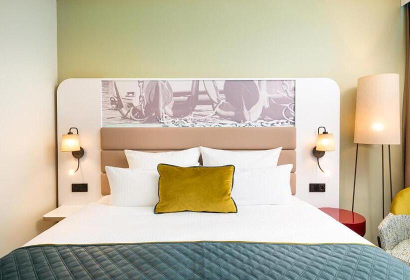 اتاق سوپریور, Leonardo Hotel Hamburg Altona