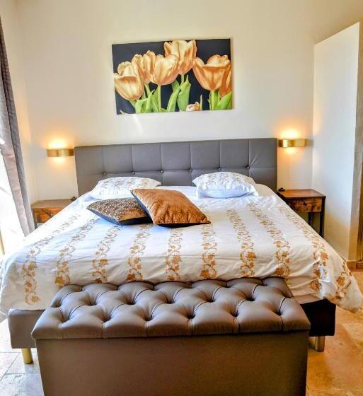 Номер Deluxe с Балконом, Chambre D Hôtes Cottes