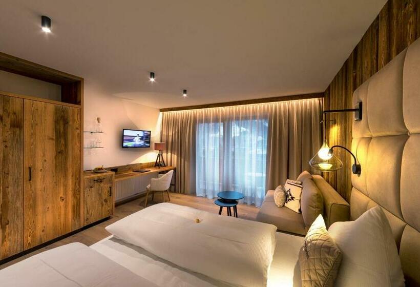 اتاق سوپریور با بالکن, Aktivhotel Alpendorf