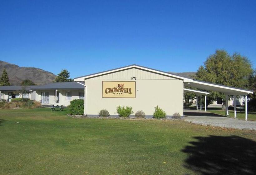 침실 2개 아파트, Cromwell Motel