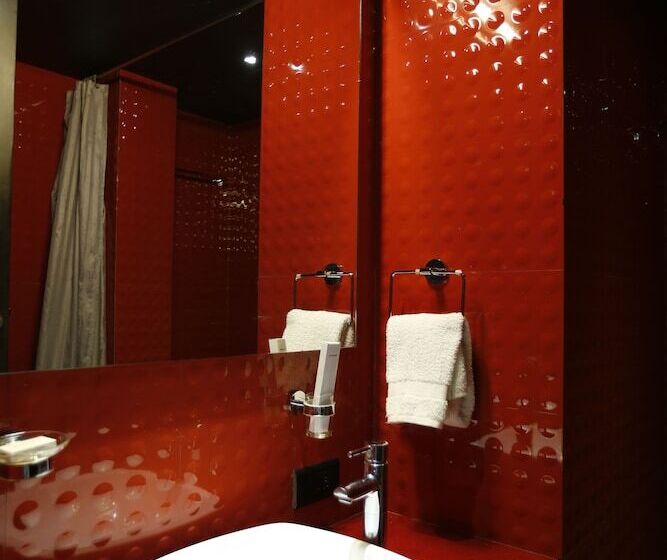 デラックスルーム, Dragonfly Hotel  The Art