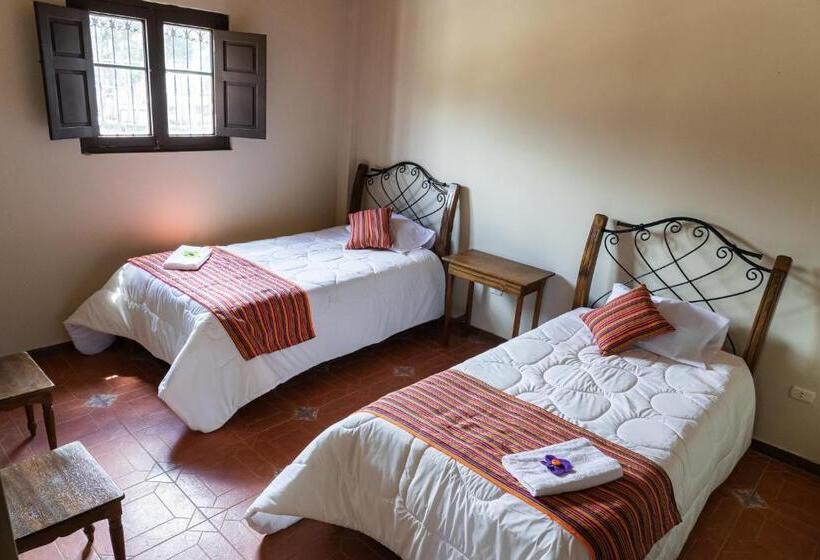 غرفة قياسية, Casona Museo Catalina Huanca