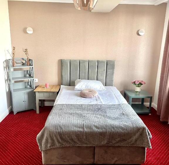 اتاق لوکس یک تخته, City Break