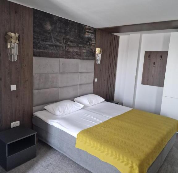 اتاق لوکس با وان آب گرم, City Break