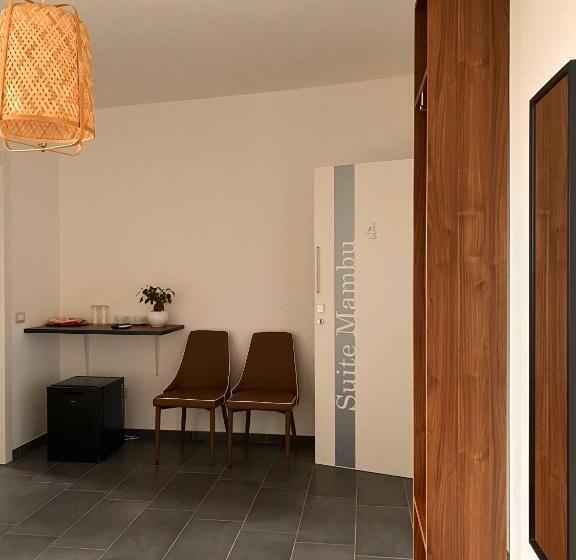 Люкс Повышенной Комфортности, Habitat Luxury Suites