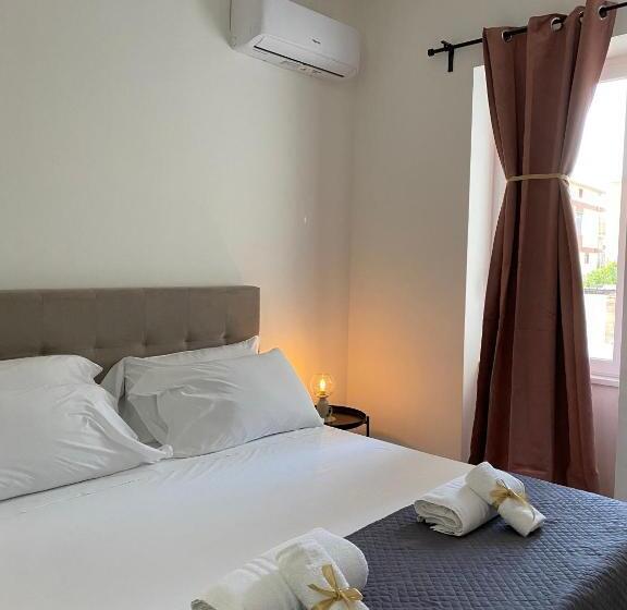 Номер Стандарт, Habitat Luxury Suites