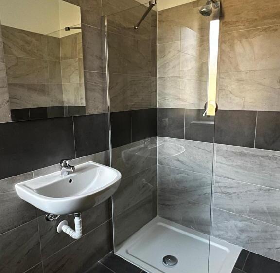 Люкс Кровать Кинг, Habitat Luxury Suites