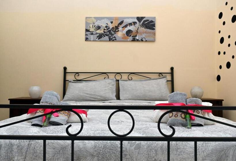 اتاق استاندارد, B&b A Capua   I Portici Del Centro