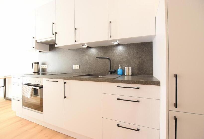 Студия Superior, Myquartier Central City Suites