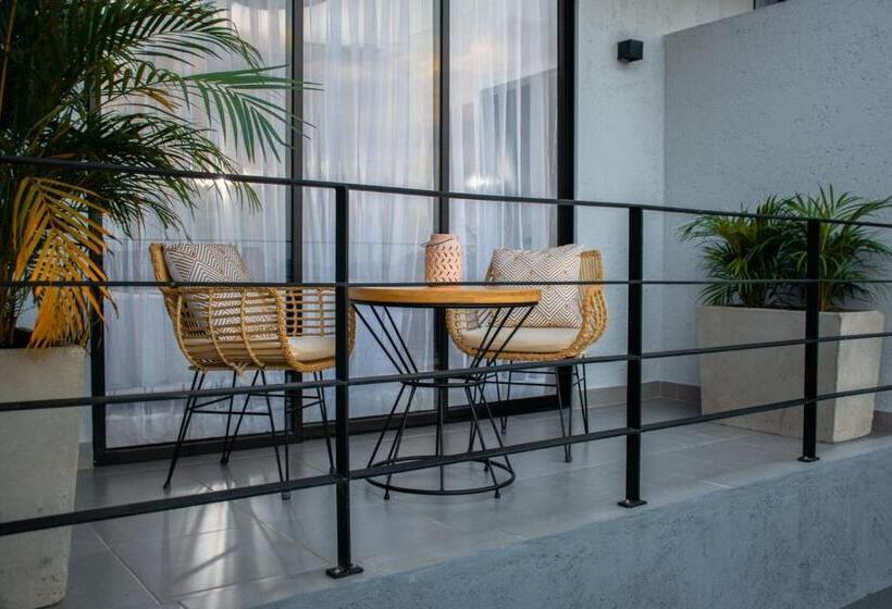 Люкс Повышенной Комфортности, Santuario Luxury Eco