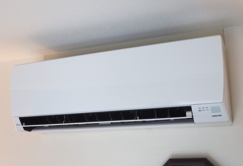 Номер Стандарт, Toyoko Inn Yokohama Shieichikatetsu Center Minamieki