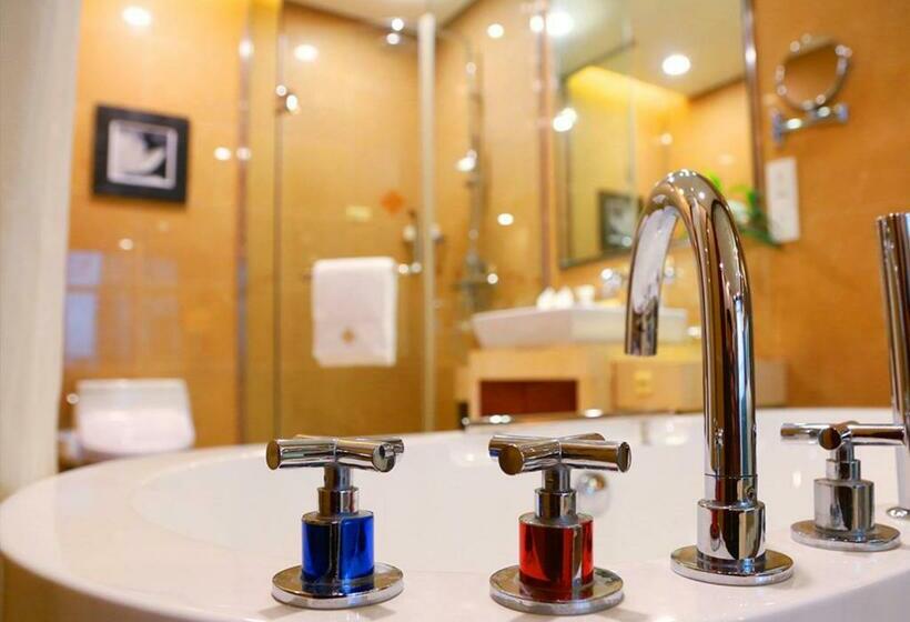 Номер Superior, Hongrui Jinling Grand Hotel Hefei