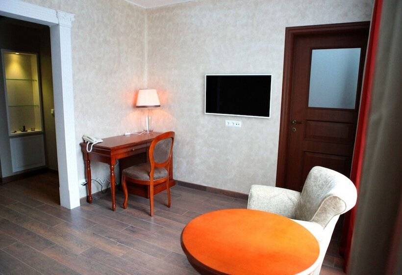 سوییت, Vyborg