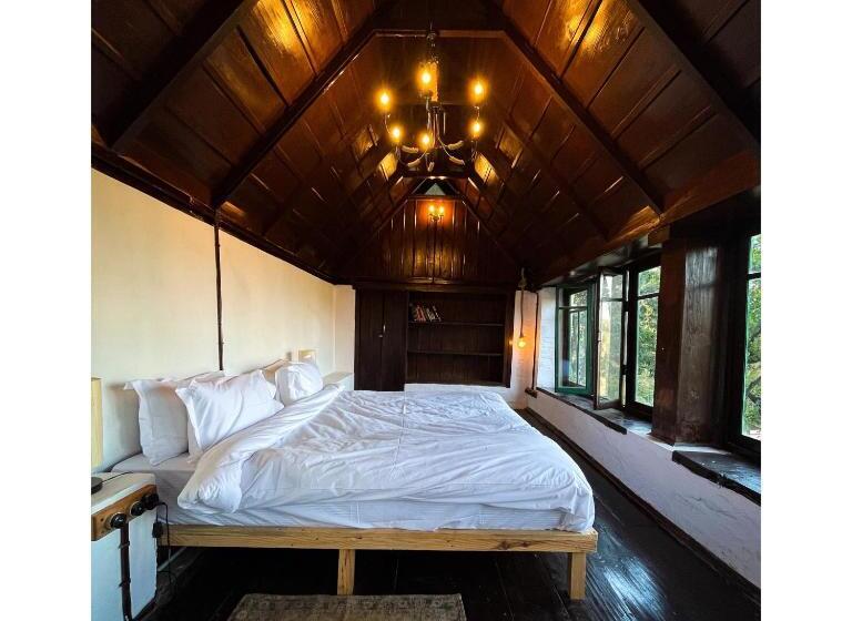 스탠다드 룸 킹사이즈 침대, Mulberry House