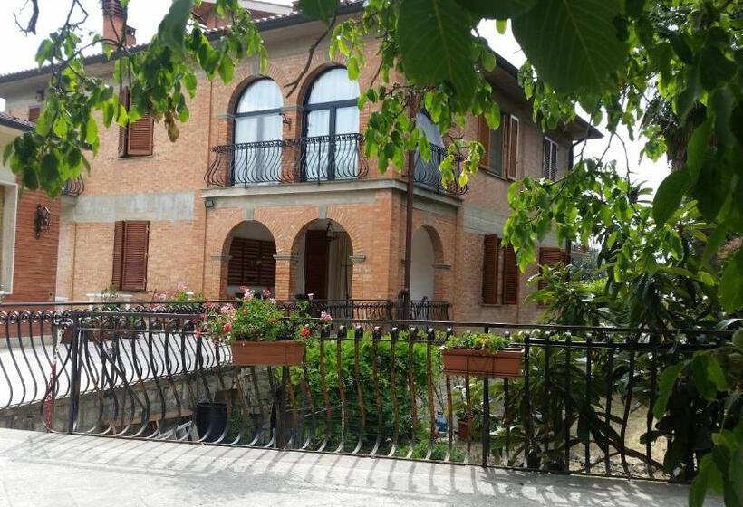 Номер Стандарт, San Francesco