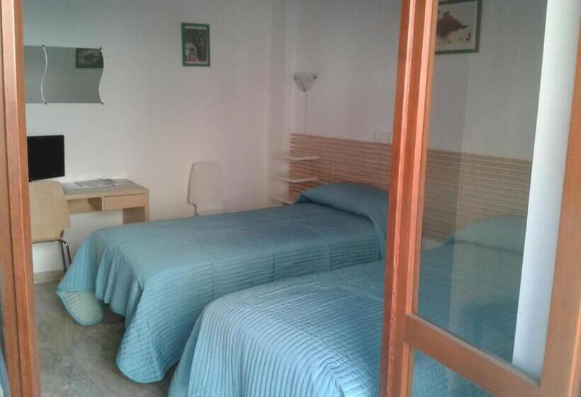 Номер Стандарт с Балконом, B&b Il Nido Dell Aquila
