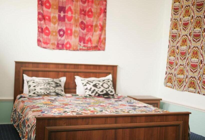 디럭스 룸, Guest House Ikathouse