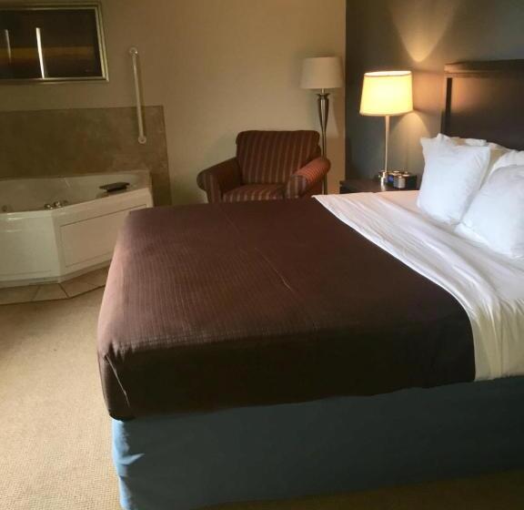 キングサイズベッドのスイートルーム, Americinn By Wyndham Monmouth