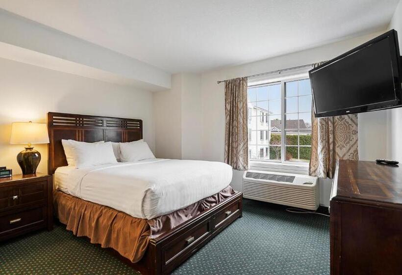 Номер Стандарт, Charlevoix Inn & Suites Surestay Collection By Best Western