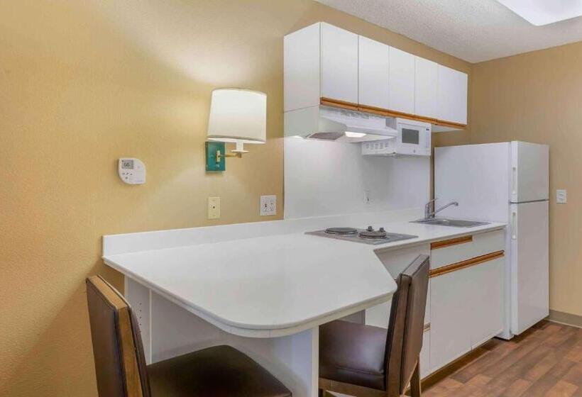 Студия Стандарт, Extended Stay America Suites  Los Angeles  Torrance  Del Amo Circle