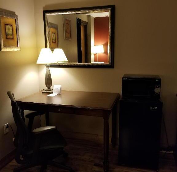 ２ダブルベッドのスタンダードルーム, Ramada By Wyndham Albert Lea