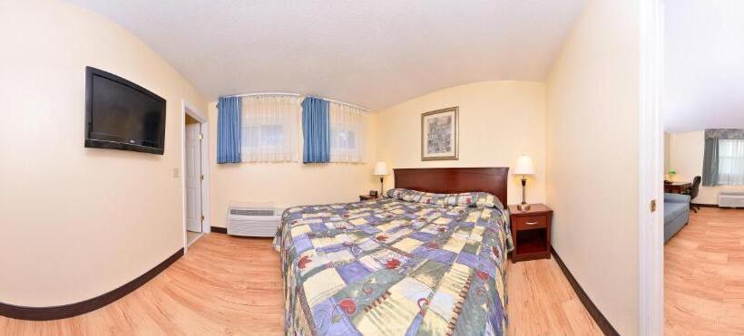 Люкс, Tower Inn And Suites Of Guilford / Madison