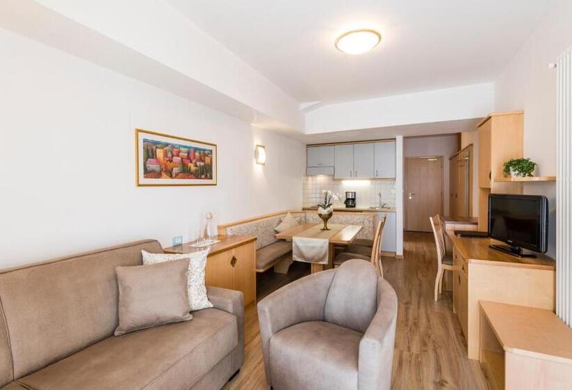 Апартаменты 1 Спальня, Residence Hirzer