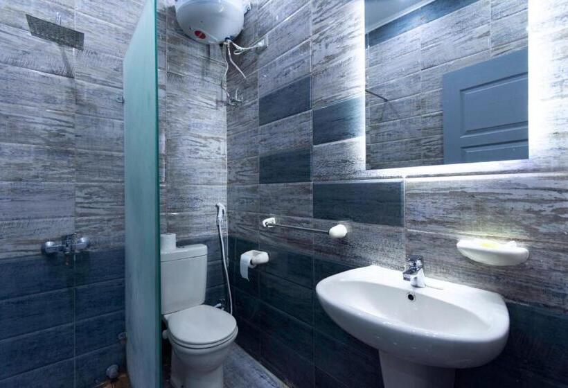 اتاق لوکس چهار تخته, Australian Deluxe Hostel
