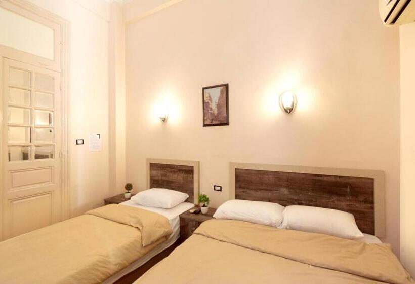 اتاق اکونومی, Australian Deluxe Hostel