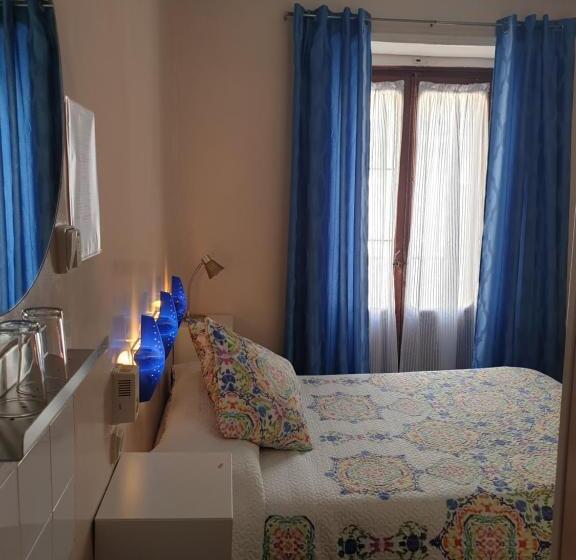 Standard Room Shared Bathroom, Casa De Huespedes Dolce Vita