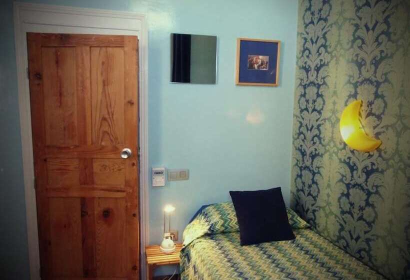 Standard Single Room Shared Bathroom, Casa De Huespedes Dolce Vita