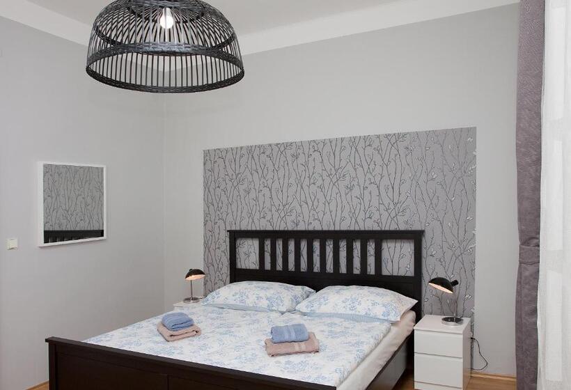 Номер Стандарт, Richmond Teplice