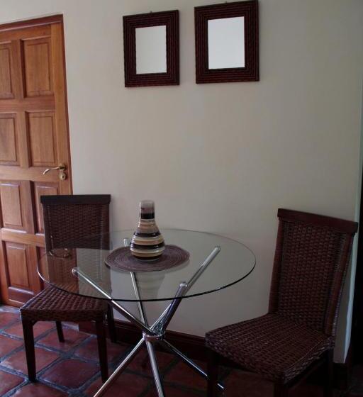 Номер Superior Кровать Кинг, Orange Ville Lodge & Guesthouse