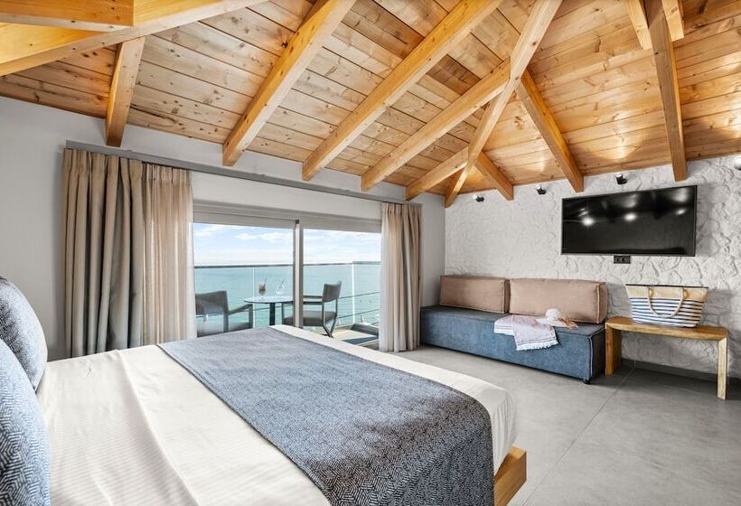 سوییت جونیور با چشم‌انداز دریا, Emily S Luxury Suites