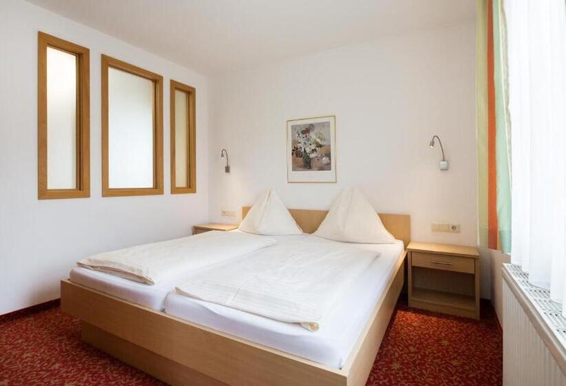 آپارتمان 2 خوابه, Appartements Tannenhof