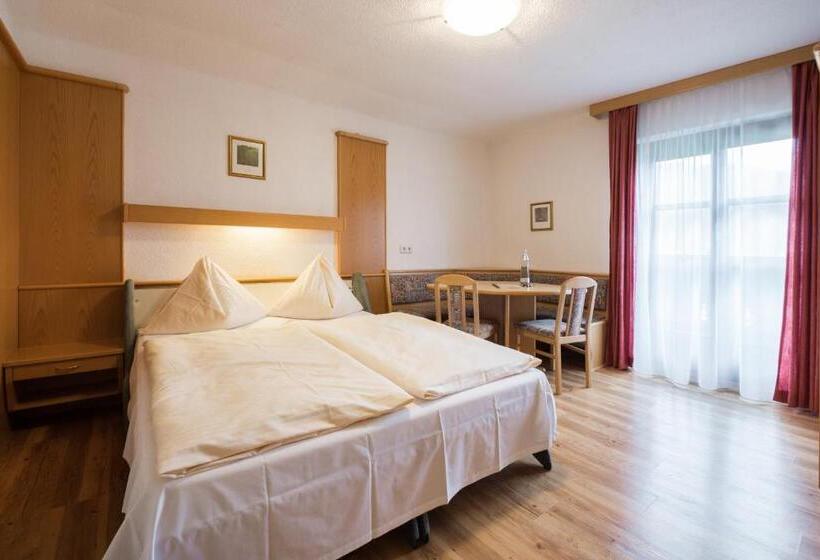 آپارتمان 1 خوابه با چشم‌انداز, Appartements Tannenhof