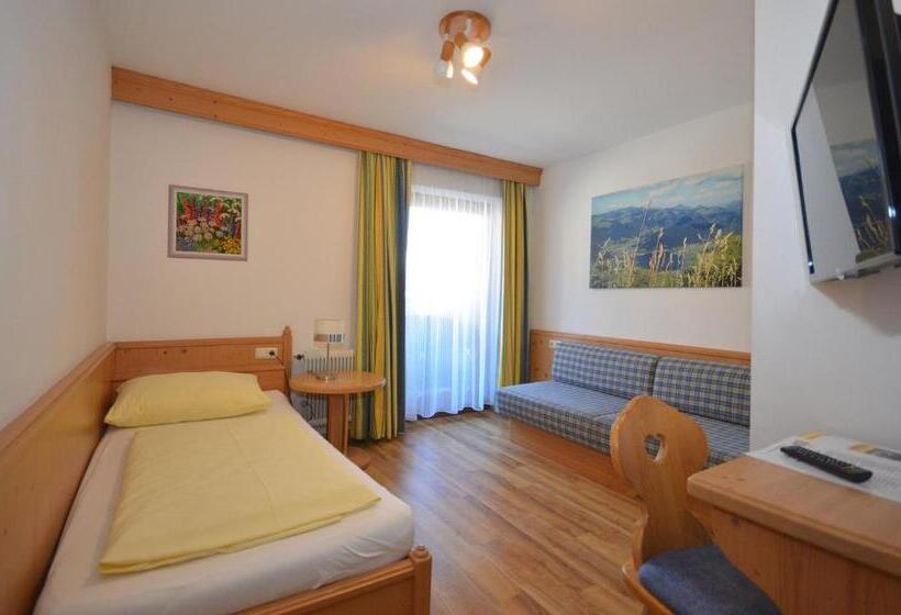 Номер Стандарт Индивидуальный с Балконом, Sonnenhof Walchsee