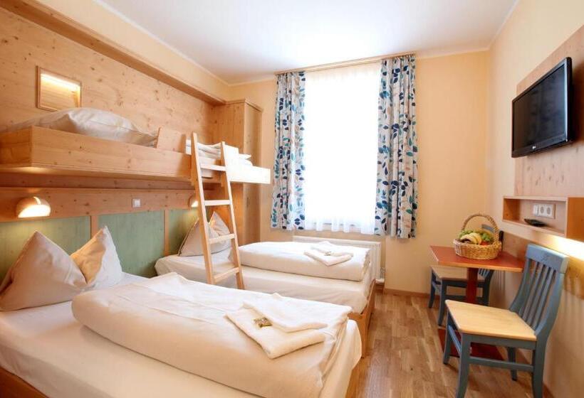 Апартаменты 2 Спальни, Jufa Hotel St Michael Im Lungau