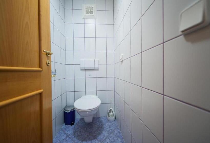 Апартаменты 2 Спальни, Biberhof