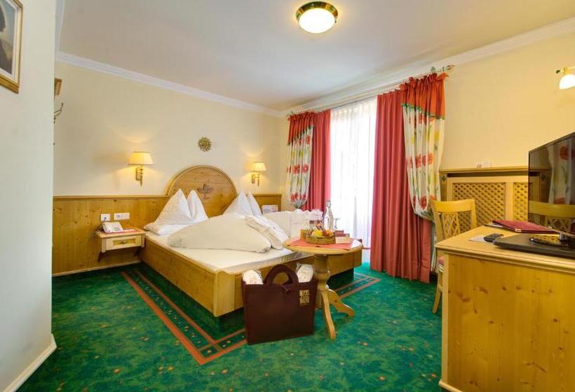Семейный Номер, Boutique Hotel Bauer