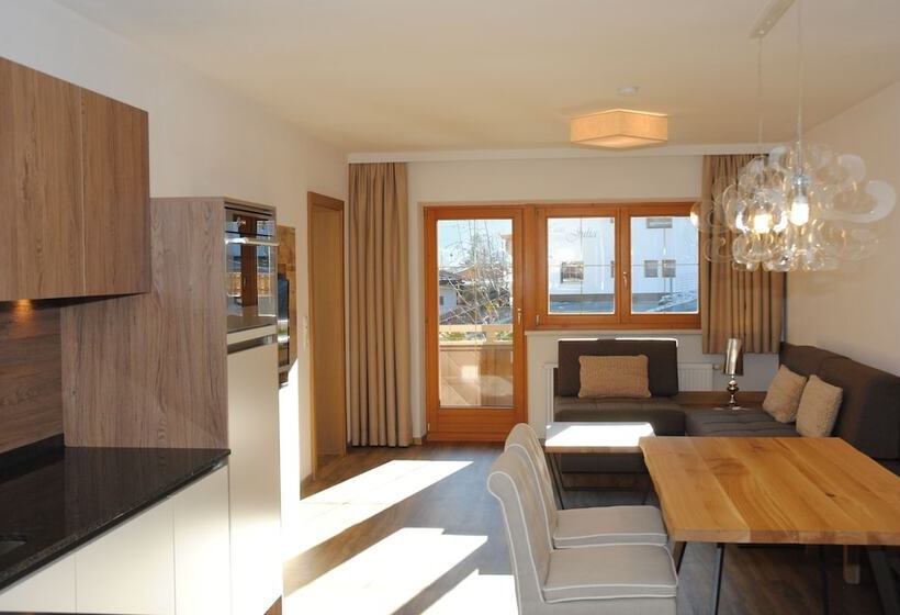 Апартаменты Deluxe 1 Спальня, Resort Schrofenblick