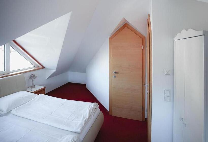 발코니가 있는 2 베드룸 아파트, Appartements Ferienwohnungen Alpenblick