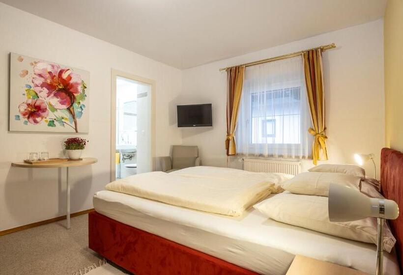 Апартаменты 2 Спальни, Pension Falkensteiner