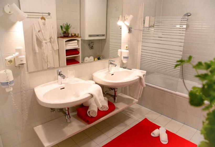 Люкс с Балконом, Berghotel Hois