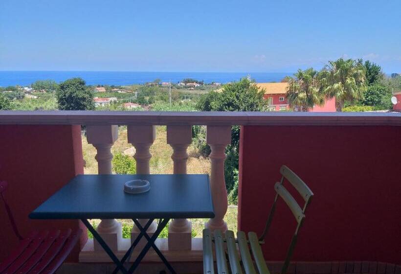 Полулюкс, Borgo Di Santa Barbara