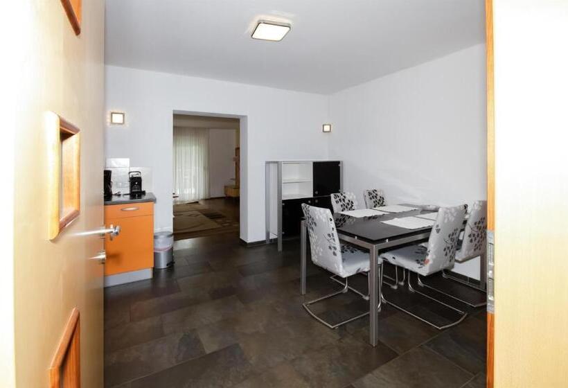 Апартаменты Deluxe 1 Спальня, Familienhotel Steindl